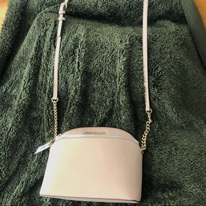 MICHAEL KORS CROSSBODY EMMY 👛 PURSE. NWT